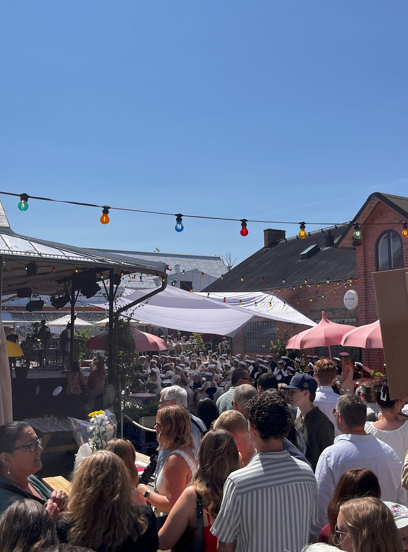 Affären – känsla och ekonomi över tid